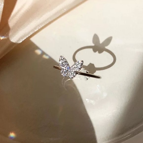 NEW 925 STERLING SILVER DIAMOND BUTTERFLY ADJUSTABLE RING, CUTE RING, SHINY RING - Picture 6 of 6